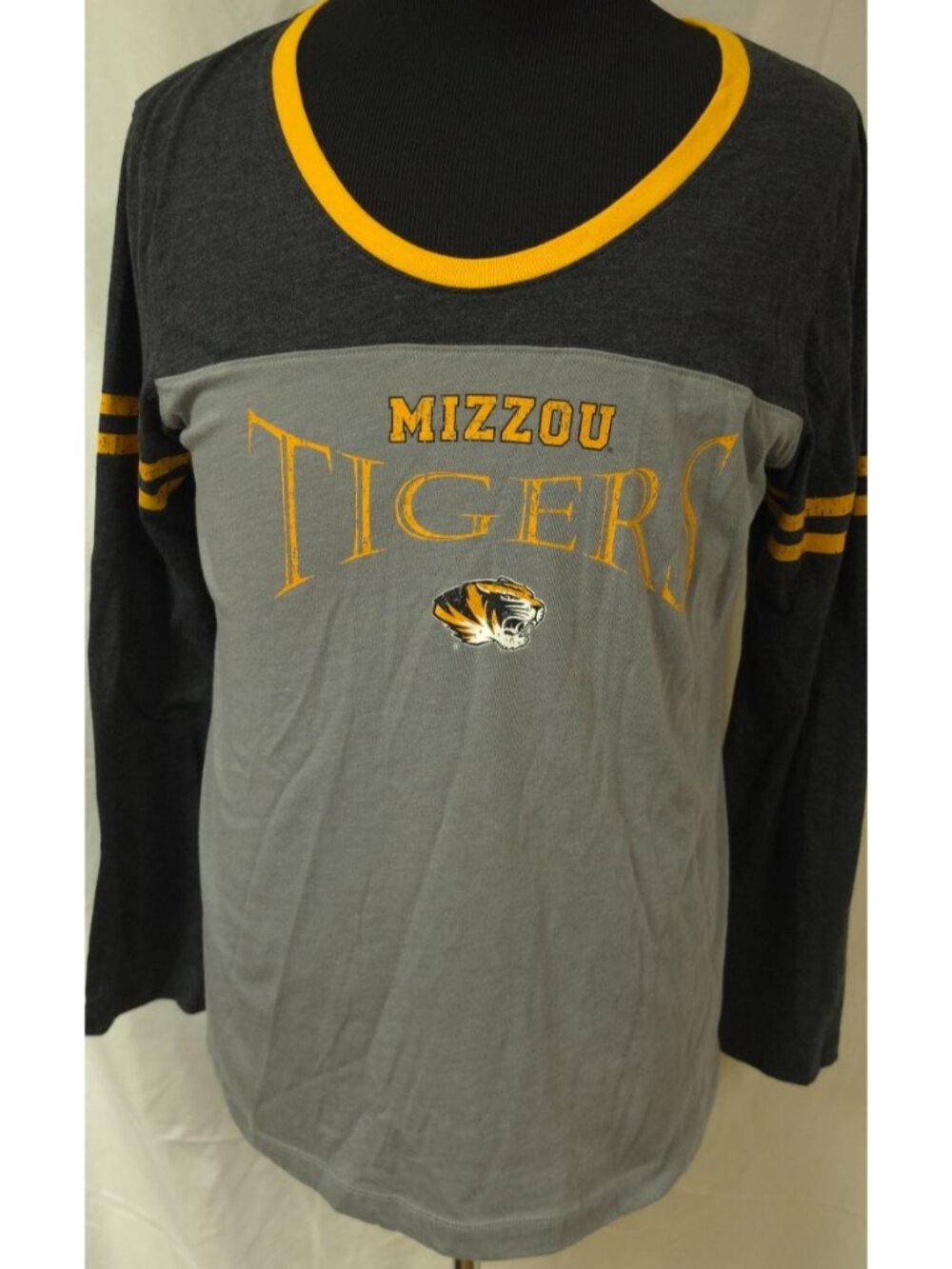 Campus Heritage Mizzou Tigers NCAA Womens XXL Grey Yellow Distressed T-Shirt